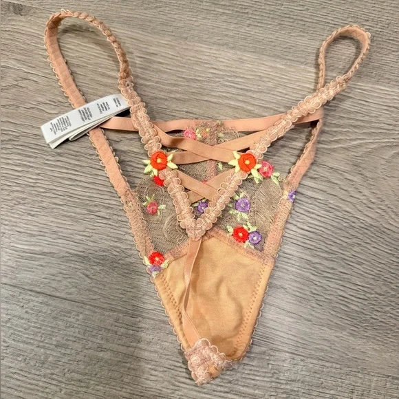 For Love And Lemons Floral Embroidered Bra Set - Multicolor - Picture 8 of 10